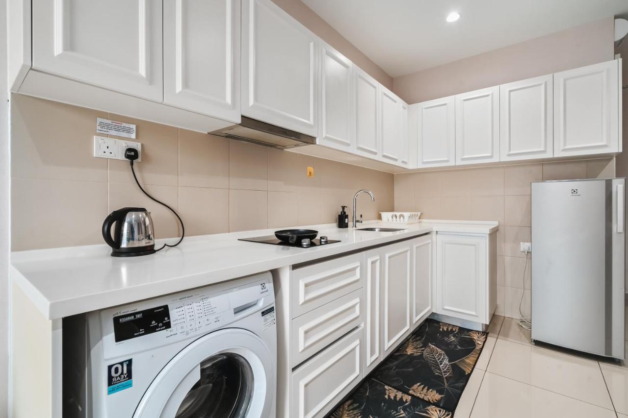 Hostahome Suites At I-City, Central Mall Shah Alam Extérieur photo